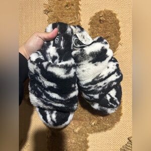 UGGs' Black and White Marble Furry Slippers